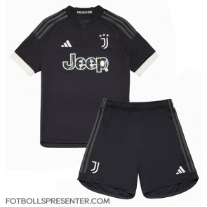Juventus Tredje tröja Barn 2023-24 Kortärmad (+ korta byxor)